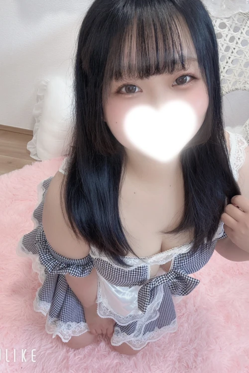 ひな【𝐛𝐫𝐨𝐧𝐳𝐞】